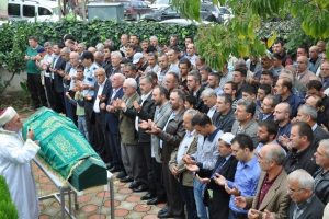 İntihar eden polis memuru toprağa verildi