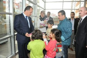 Bayramın en &ccedil;ok sevineni &ccedil;ocuklar oldu