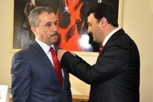 DP'den istifa eden Korkmaz AK Parti'ye ge&ccedil;ti
