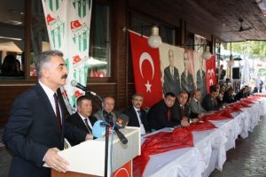 "Anayasa'dan T&uuml;rk kelimesinin &ccedil;ıkarılmasına m&uuml;saade etmeyiz"