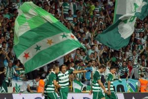 Bursaspor Trabzon'da ilk peşinde