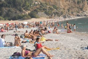 Fethiye'de bayram cıvıl cıvıl ge&ccedil;iyor