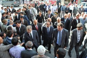 Bakan Yıldız İncesu'da bayramlaştı