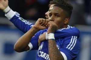 Schalke'yi sahasında durduran yok!