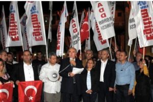 Memurlardan gece a&ccedil;ıklaması!