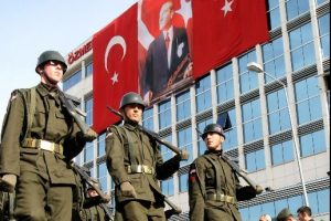 Uşak'ta Cumhuriyet coşkusu