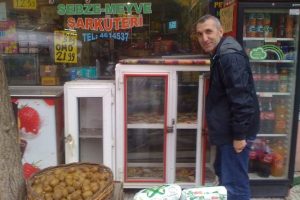 Emet bayramı 'ekmeksiz' ge&ccedil;irdi