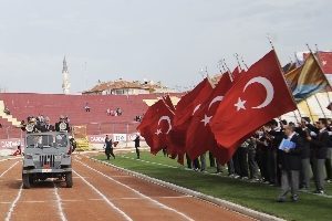 &Ccedil;anakkale'de Cumhuriyet coşkusu