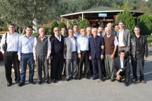 Yarım asır sonra benzin alırken buluştular