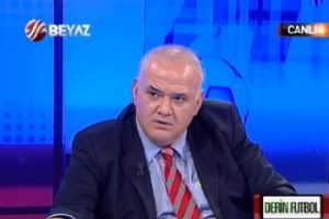 Ahmet &Ccedil;akar'dan Gangnam Style yorumu