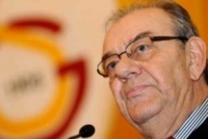 "Adnan &Ouml;zt&uuml;rk başkanlığa oynuyor"