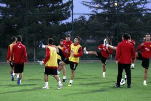 Eskişehirspor Gaziantepsor ma&ccedil;ı hazırlıklarını s&uuml;rd&uuml;r&uuml;yor