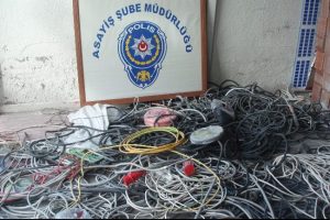İnşaat hırsızlarına polisten darbe