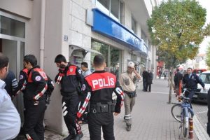 Sahte polise 8 bin lira kaptırdı