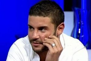 Canlı yayında b&uuml;y&uuml;k itiraf