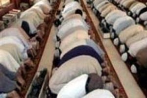Mesai i&ccedil;in Cuma namazı saati sabitlendi