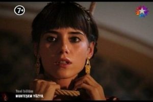 H&uuml;rrem Sultan , Firuze'yi darağacında sallandırdı