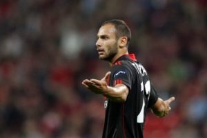 &Ouml;mer Toprak maske ile oynayacak