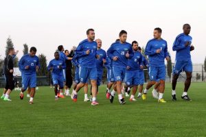 Akhisarspor Fenerbah&ccedil;e ma&ccedil;ına hazırlanıyor