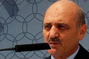 Yolsuzsuzluk iddiaları Bakan'ı &ccedil;ıldırttı