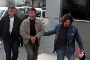 Bursa'da BDP'lilere şok operasyon: 14 g&ouml;zaltı