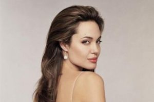 Angelina'dan T&uuml;rkiye'ye mesaj var!