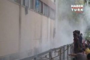 Suriyelilerin kaldığı &ccedil;adırkentte yangın!