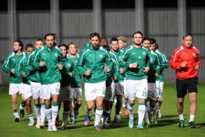 Bursaspor yağmur altında &ccedil;alıştı