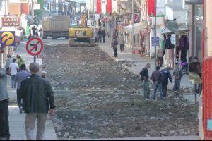 ''92 bin metrekare asfalt d&ouml;k&uuml;yoruz''