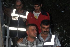 Bayram izninde motosiklet &ccedil;alarken yakalandı