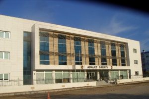 Adliye yeni hizmet binasına taşındı