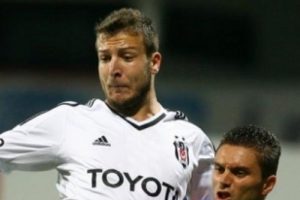 Batuhan Karadeniz kadro dışı bırakıldı