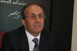 Organ beklerken hayatlarını kaybediyorlar