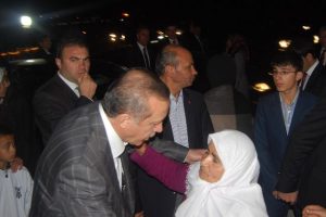 Başbakan Erdoğan'dan s&uuml;rpriz ziyaret