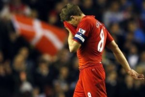 Gerard 600 dedi, Liverpool'un y&uuml;z&uuml; g&uuml;lmedi!