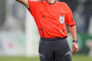 İşte F.Bah&ccedil;e-AEL ma&ccedil;ının hakemi..