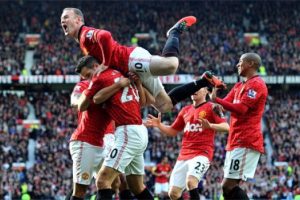 İngiltere'de zirve ManU'nun!