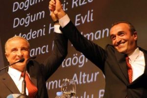 "&Uuml;nal Aysal'ı kıskanıyorlar"