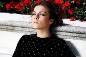 Burcu Kara yeni dizisine başladı