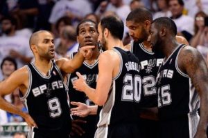 San Antonio Spurs, Indiana Pacers'ı evinde yendi