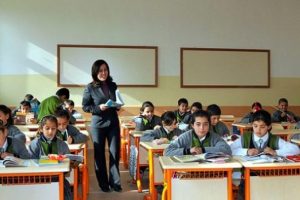 &Ouml;ğrencilere demokrasi k&uuml;lt&uuml;r&uuml; aşılanacak