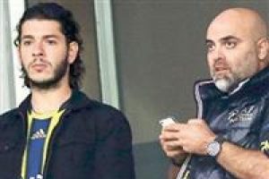 Alex'in locasında '&ouml;zel' biri...