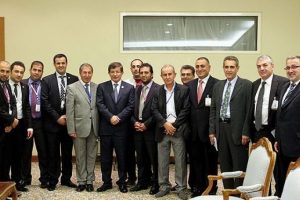 ''Ge&ccedil;iş h&uuml;k&uuml;meti'' &ouml;nerisi kabul edildi