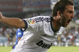 Higuain'den k&ouml;t&uuml; haber