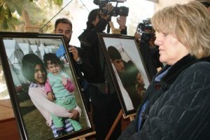 Depremde hayatını kaybeden gazeteciler anıldı