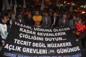 Kesk'ten a&ccedil;lık grevine meşaleli destek