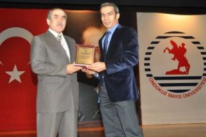 "Bir d&uuml;nya lideri olarak Atat&uuml;rk" konferansı