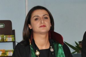 "Panik butonu yetmez ama gerekli"