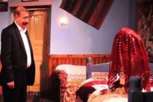 "Lal Gece" b&uuml;y&uuml;k &ouml;d&uuml;l i&ccedil;in yarışıyor
