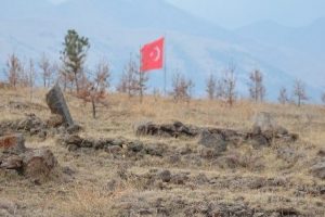 Yeni şehitlik mezarlıkları ortaya &ccedil;ıktı